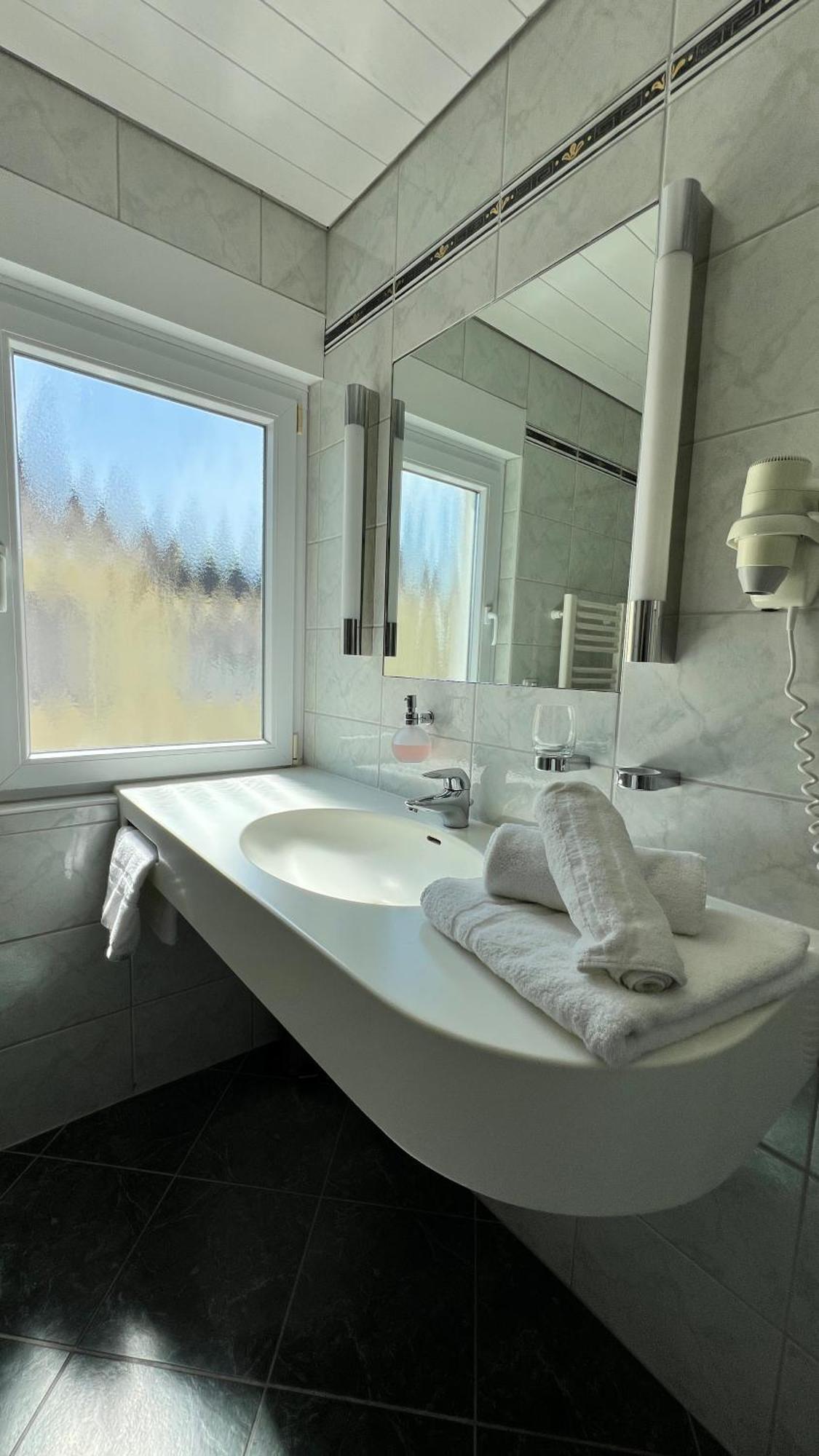Gaestehaus Kliebenstein Saarwellingen エクステリア 写真