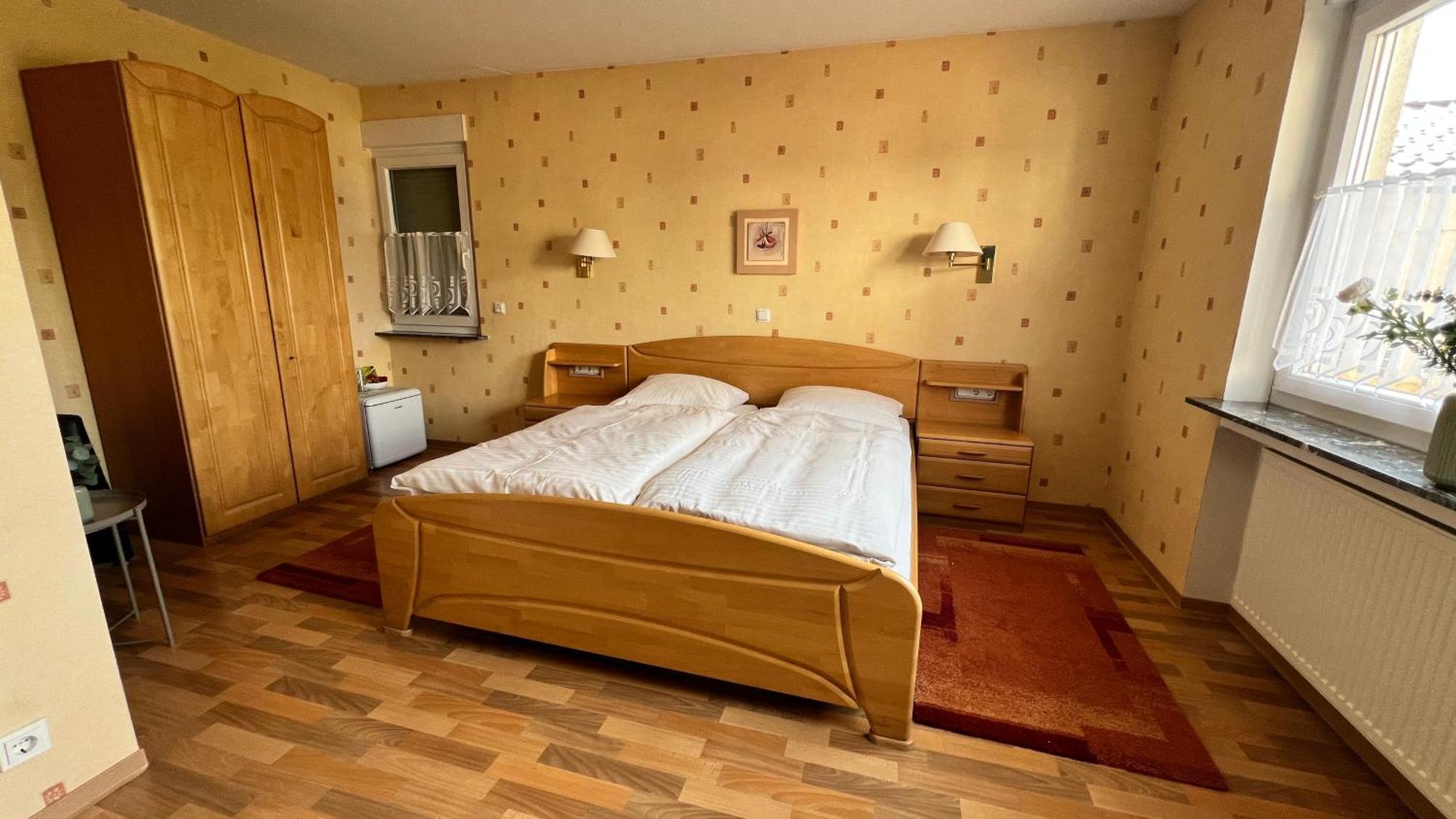 Gaestehaus Kliebenstein Saarwellingen エクステリア 写真